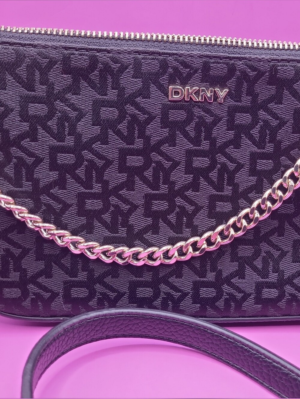 DKNY Bryant Park Small Crossbody Handbag Black Jacquard Monogram Logo Purse - Picture 2 of 9